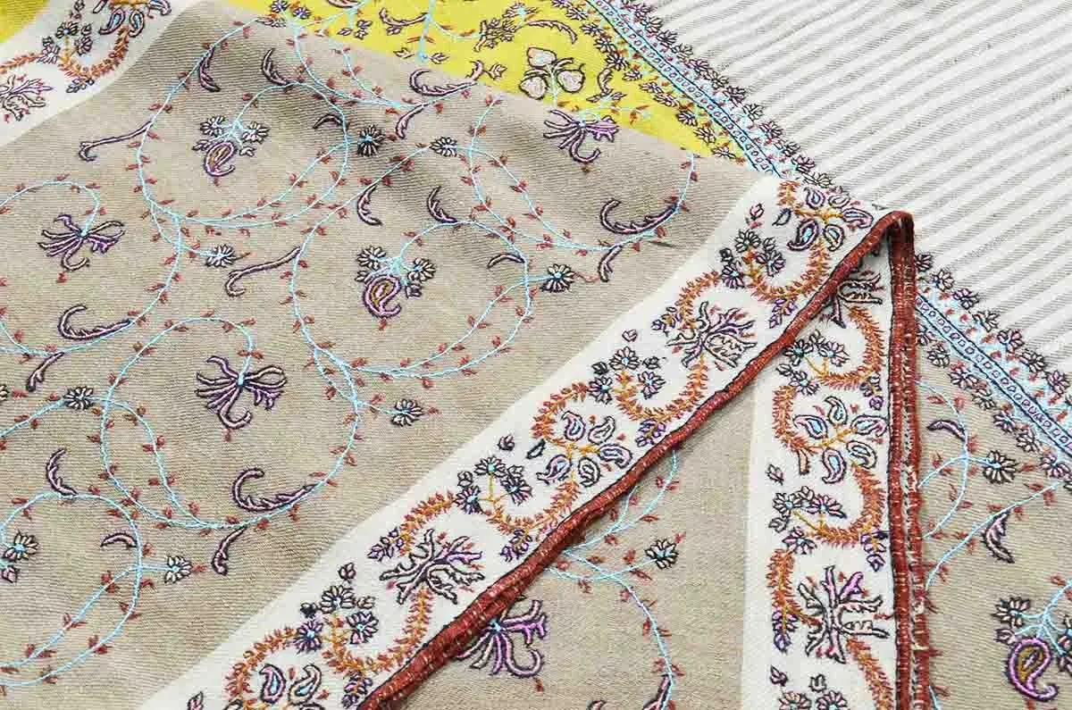 Multi-coloured patchwork jaali - 4892