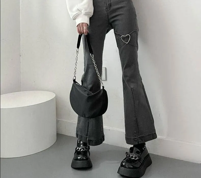 Schlupfhose im Grunge-Stil in Grau mit Herz-Patchwork